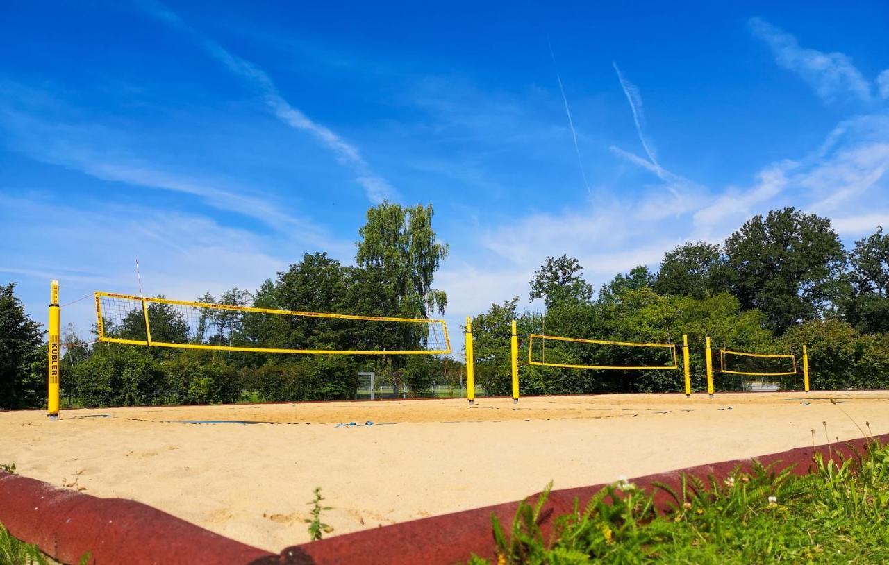 Hotel Sportschule Oberhaching Extérieur photo