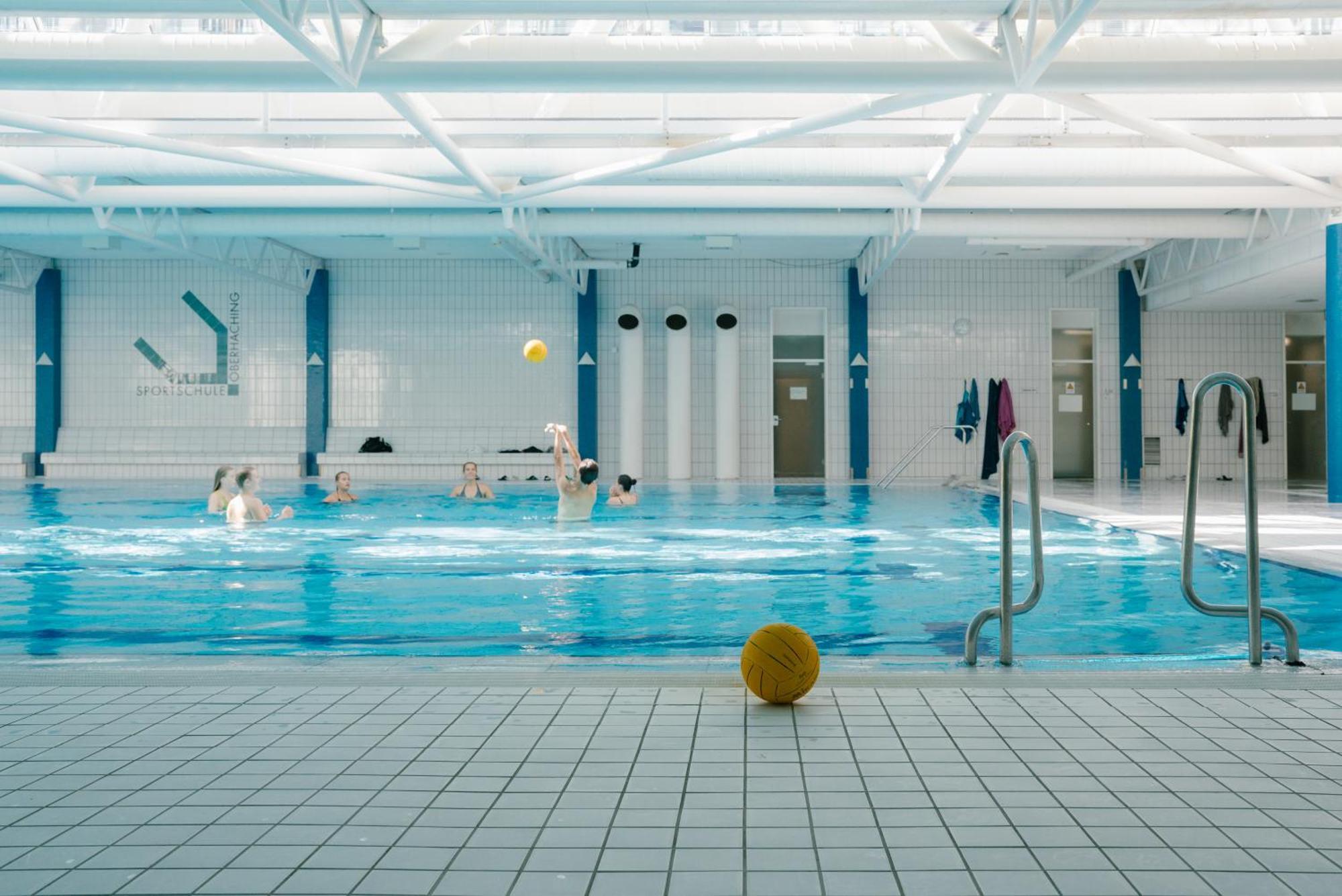 Hotel Sportschule Oberhaching Extérieur photo